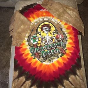 Long sleeve Grateful Dead T-Shirt